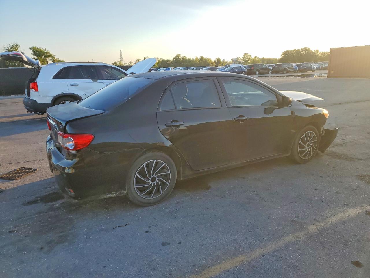 2012 TOYOTA COROLLA LE photo 5