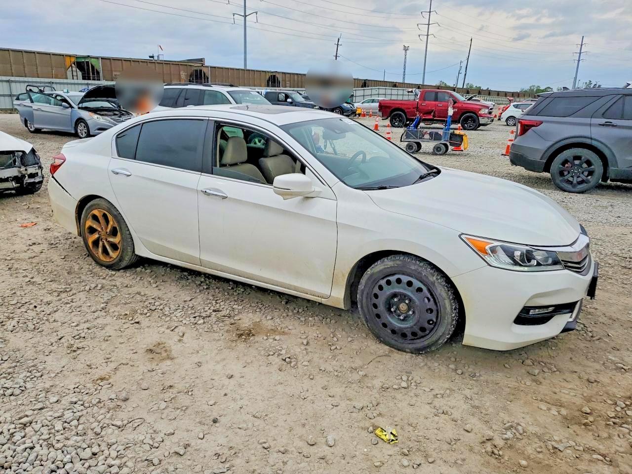 2016 HONDA ACCORD EXL photo 4
