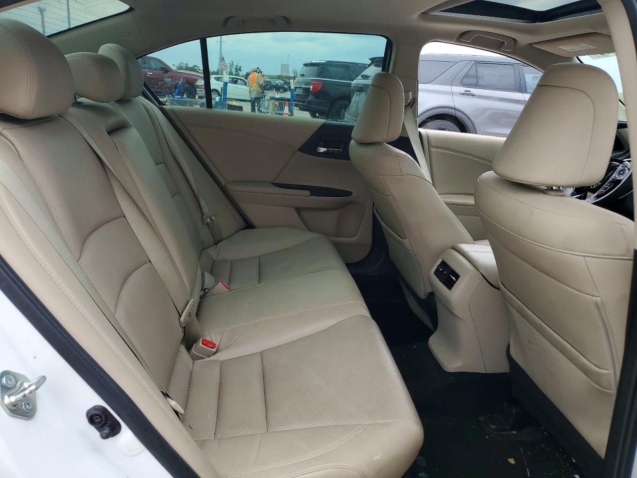 2016 HONDA ACCORD EXL photo 10