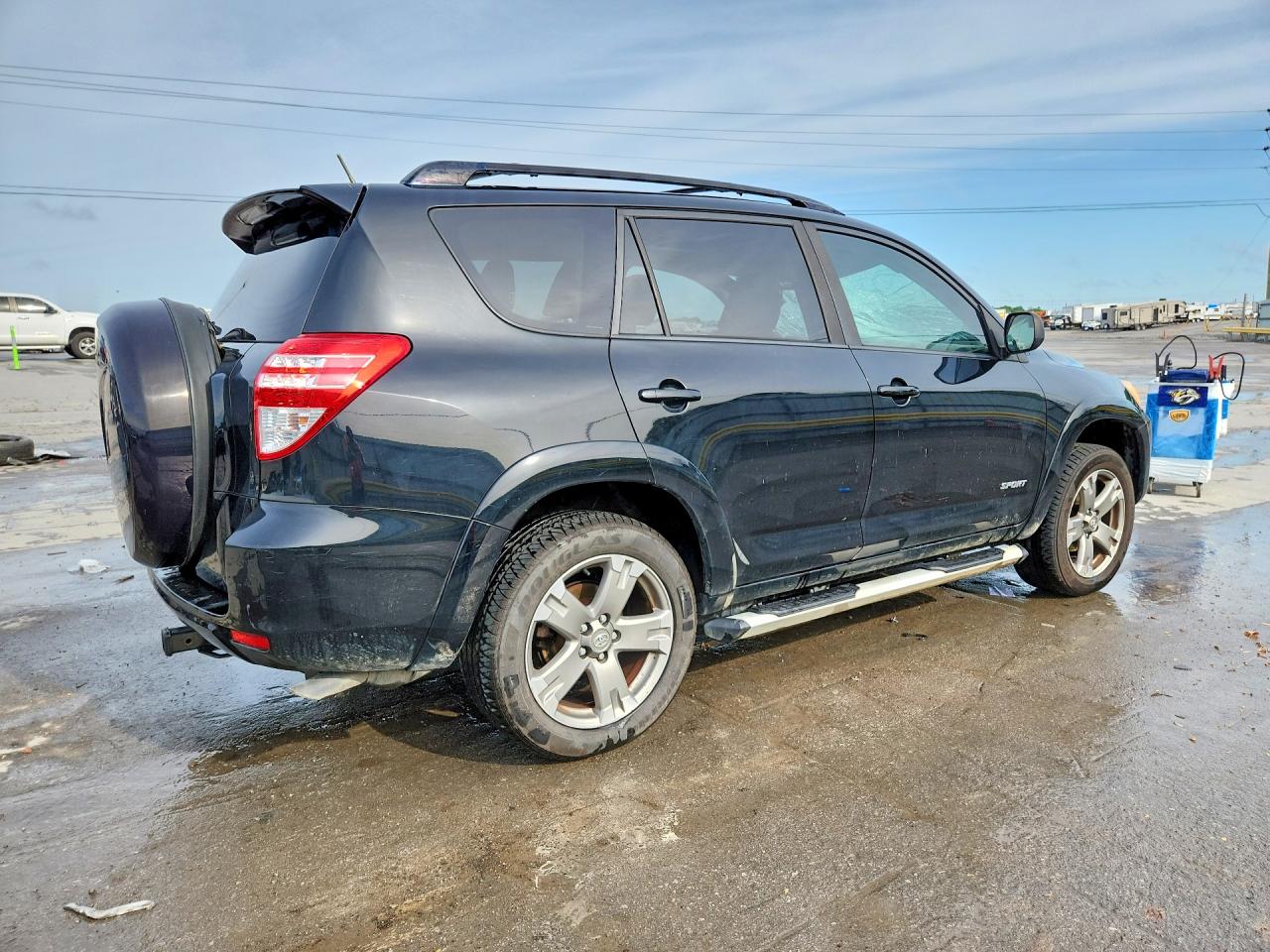 2011 TOYOTA RAV4 SPORT photo 5