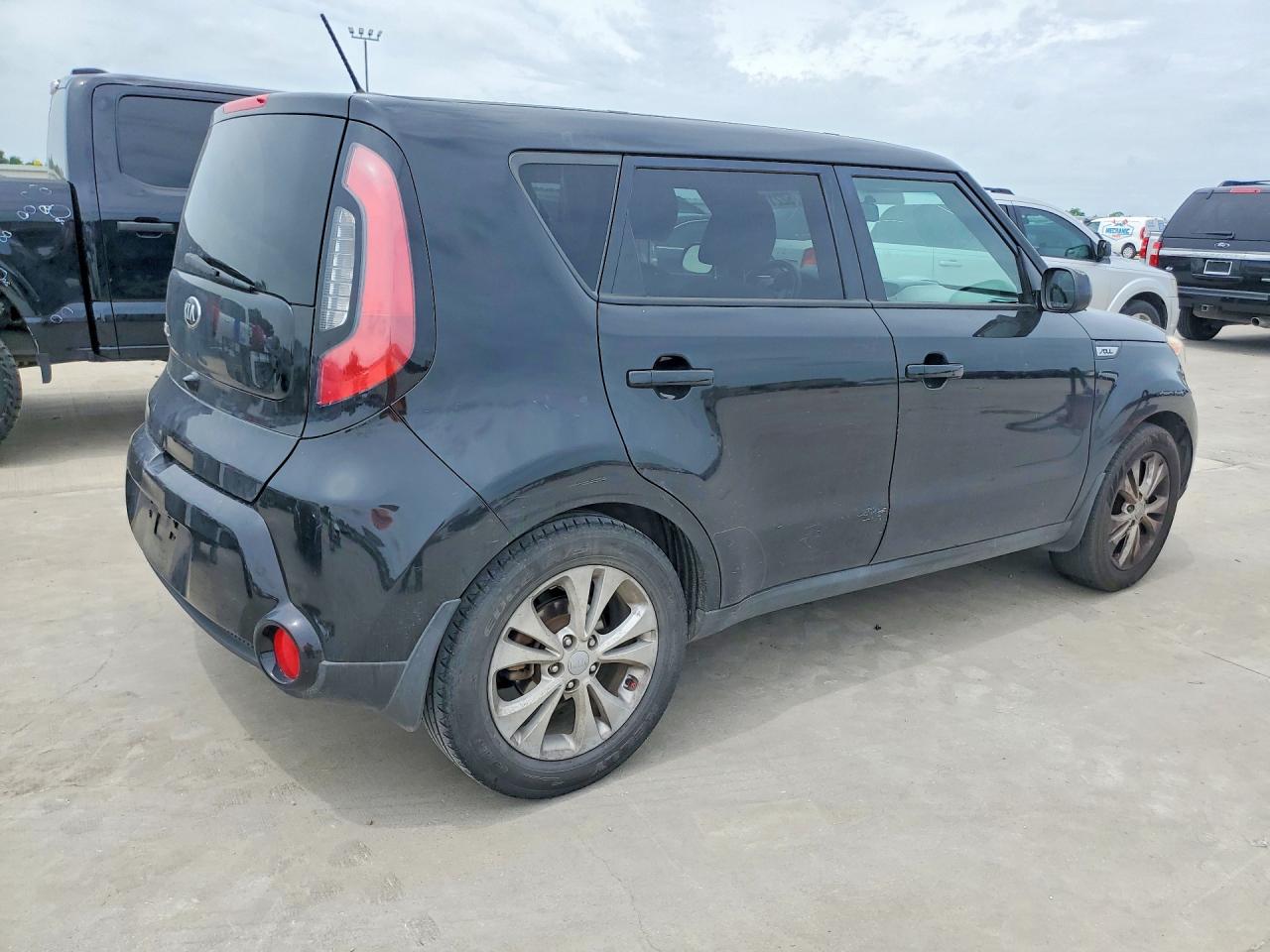 2016 KIA SOUL + photo 5