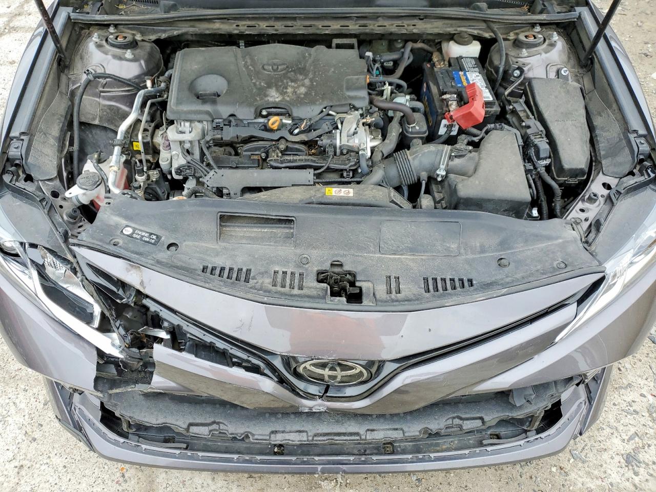 2020 TOYOTA CAMRY LE photo 21
