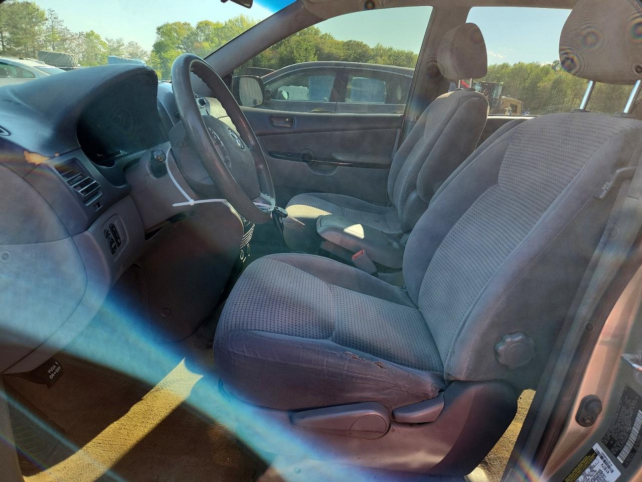 2006 TOYOTA SIENNA LE 7 PASSENGER photo 7