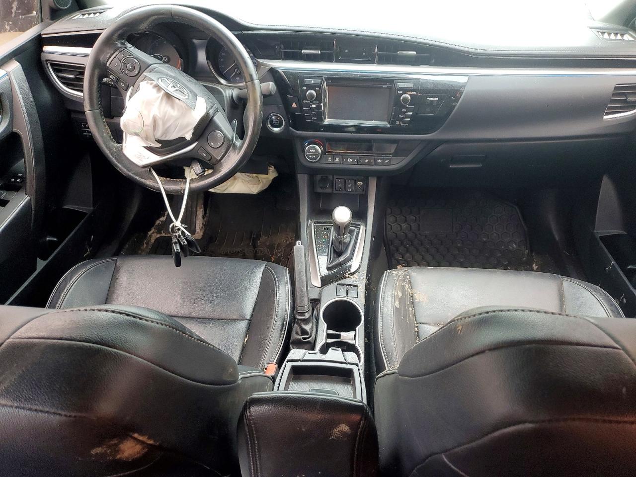2016 TOYOTA COROLLA L photo 15