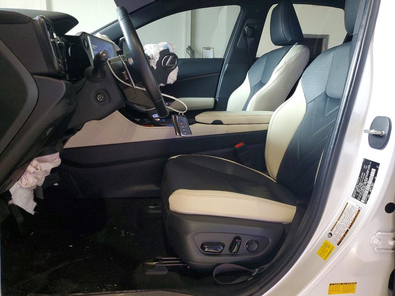 2023 LEXUS NX 350 photo 19