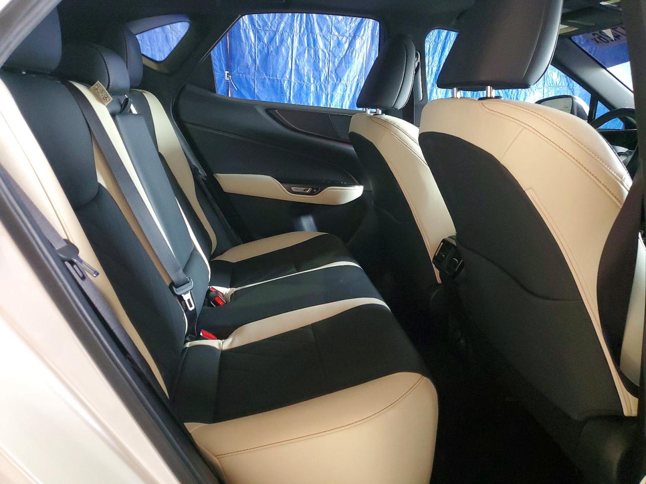 2023 LEXUS NX 350 photo 31