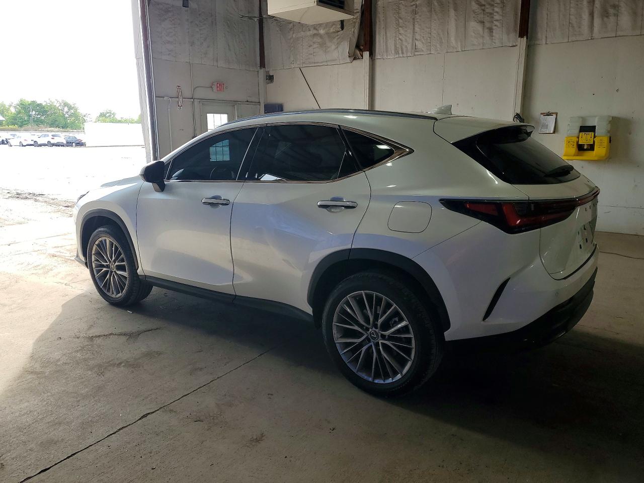 2023 LEXUS NX 350 photo 4