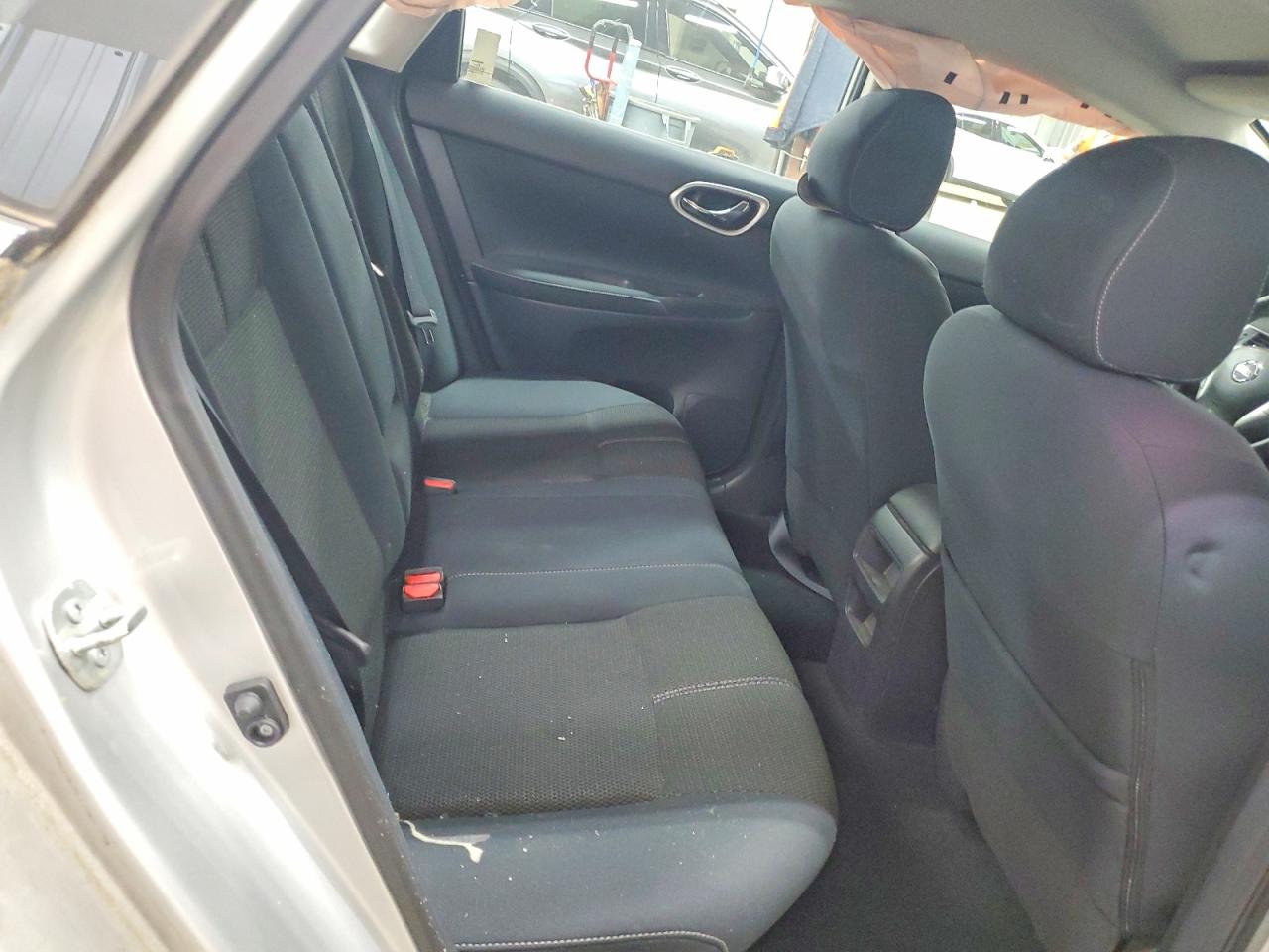 2015 NISSAN SENTRA S photo 19