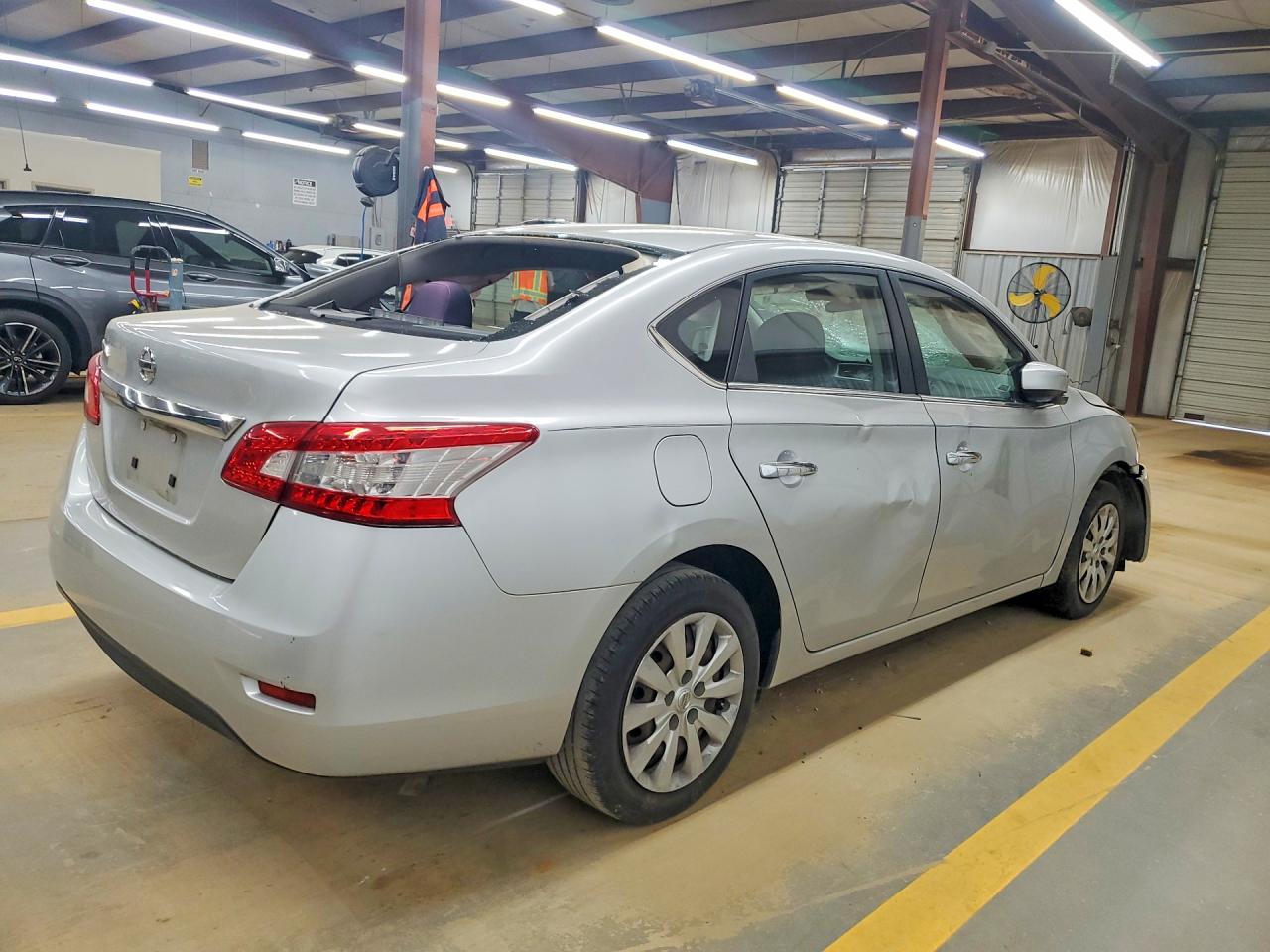 2015 NISSAN SENTRA S photo 5
