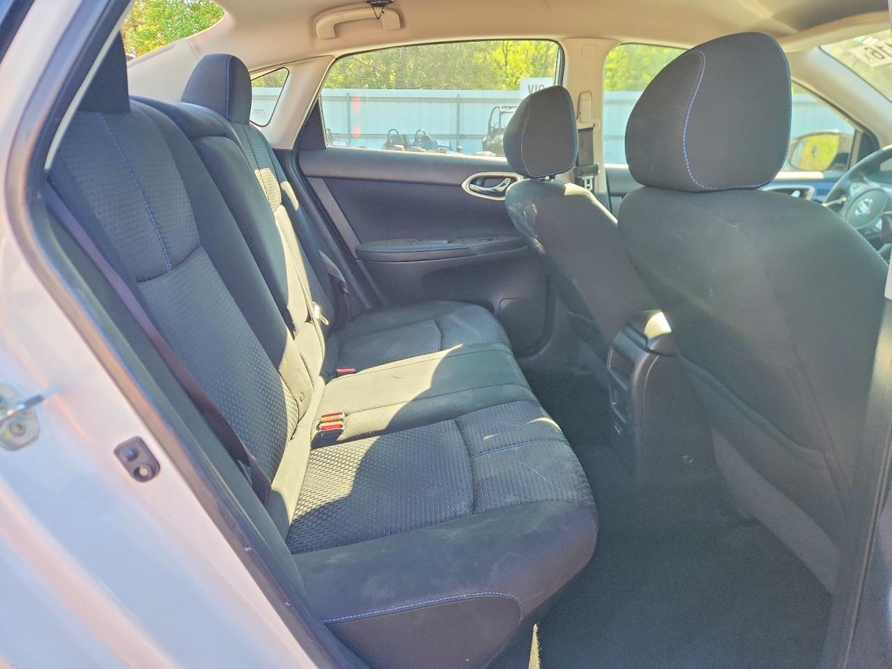 2018 NISSAN SENTRA SR photo 19