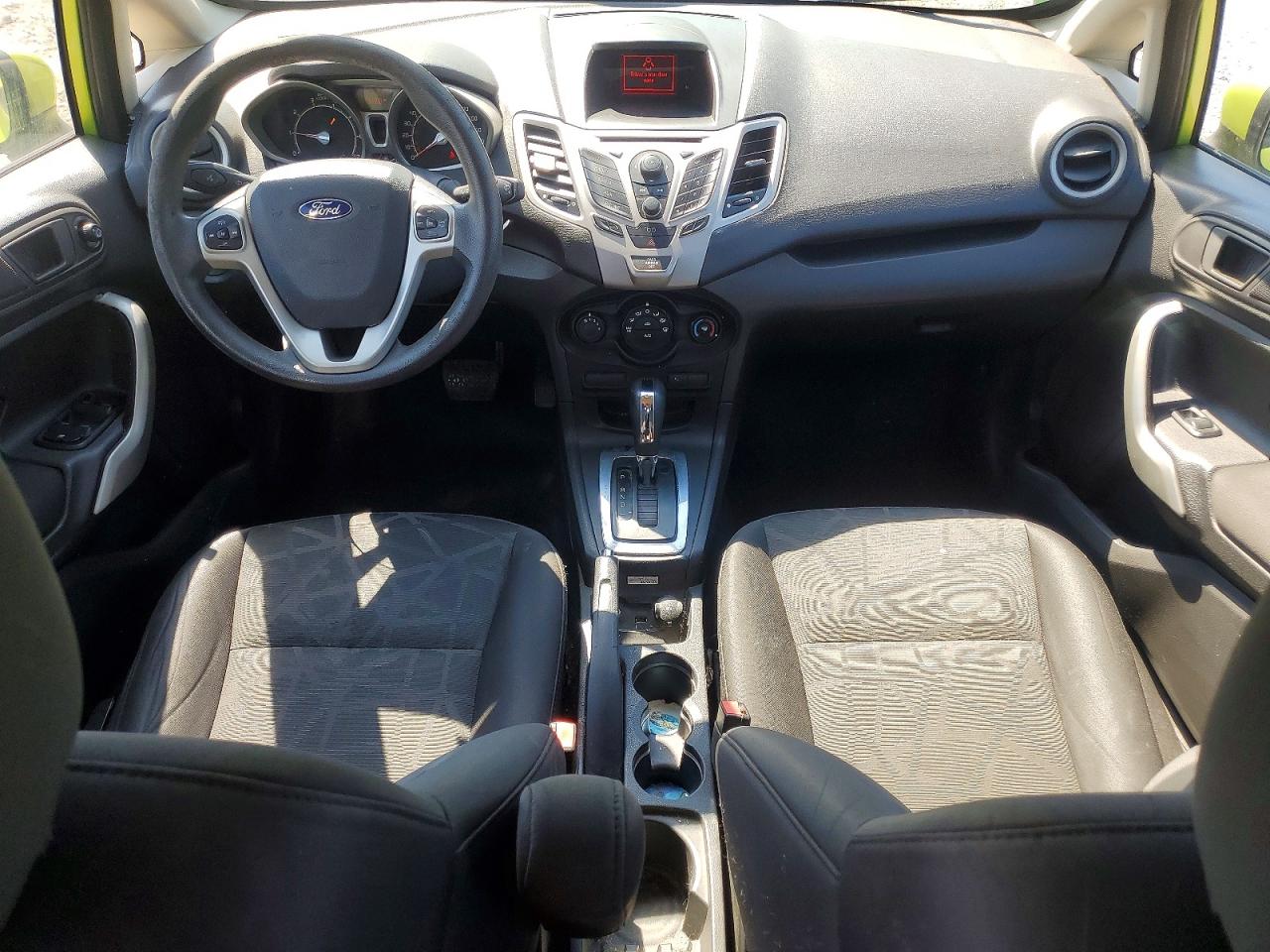2012 FORD FIESTA SE photo 22