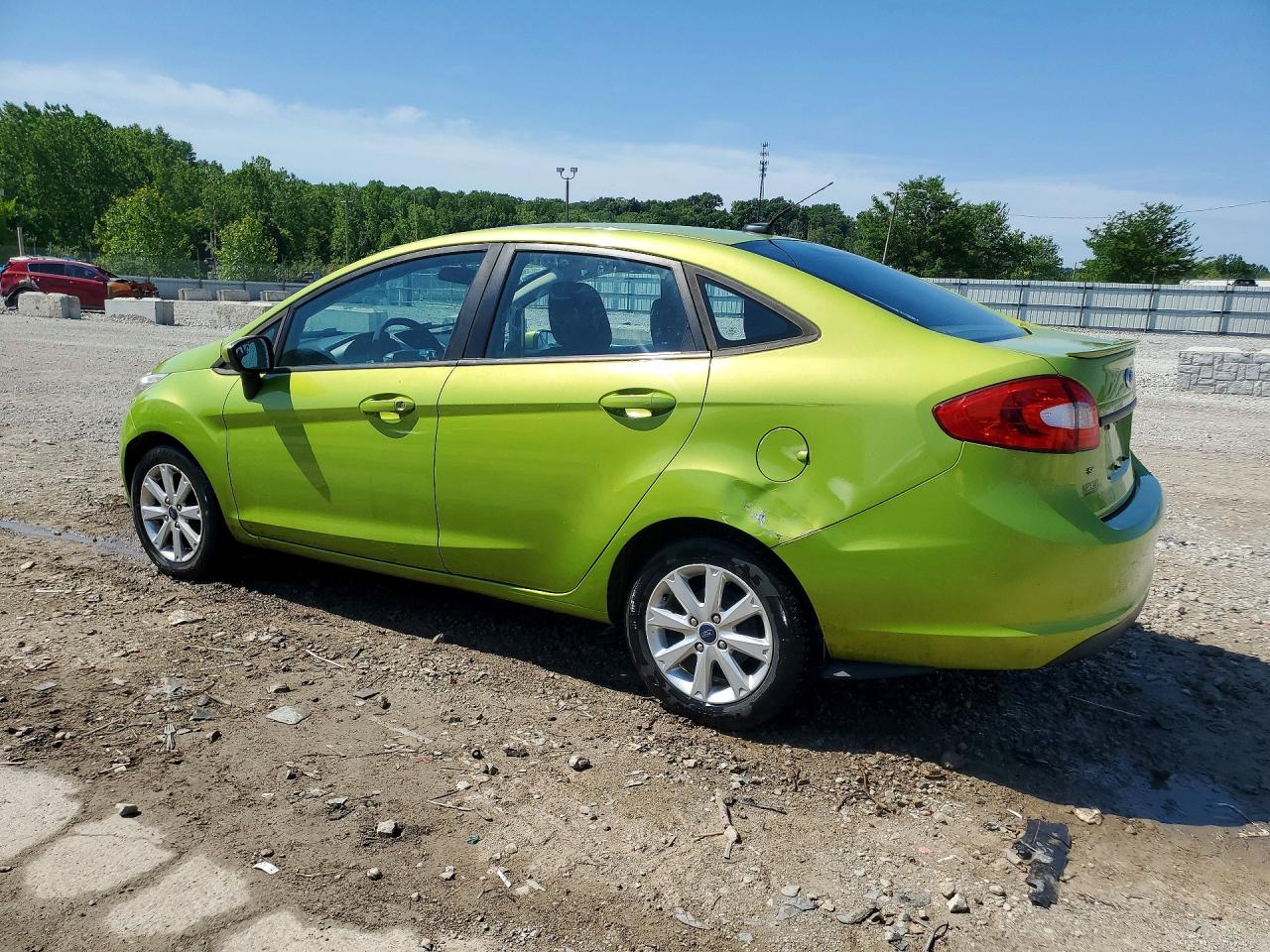 2012 FORD FIESTA SE photo 4