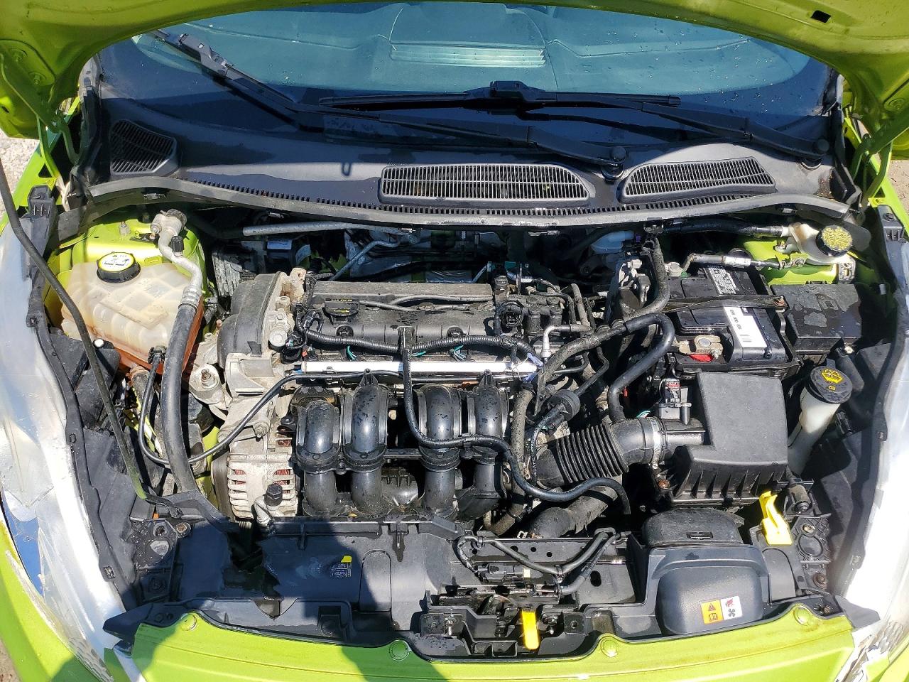 2012 FORD FIESTA SE photo 31