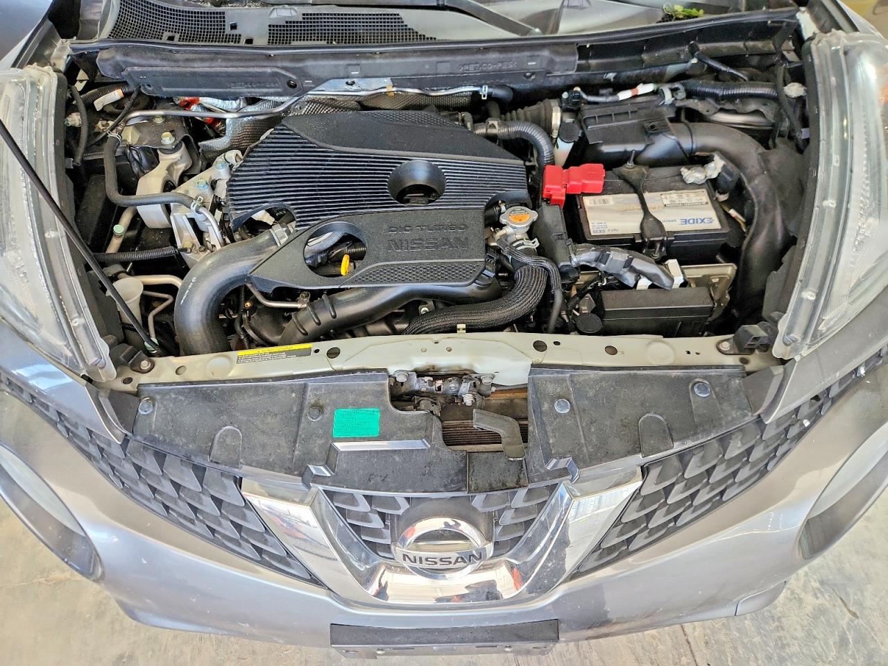 2015 NISSAN JUKE SV photo 21