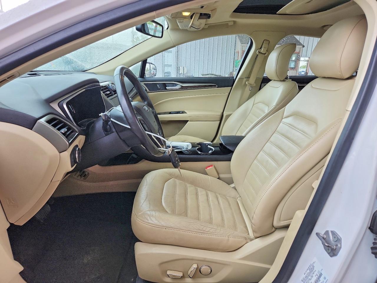 2014 FORD FUSION SE photo 7