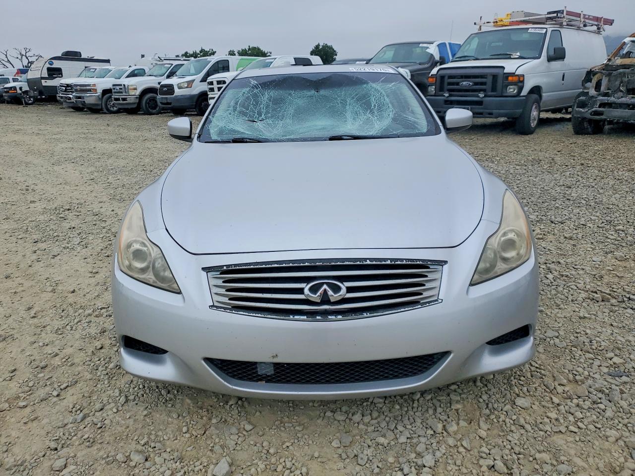 2008 INFINITI G37 photo 9