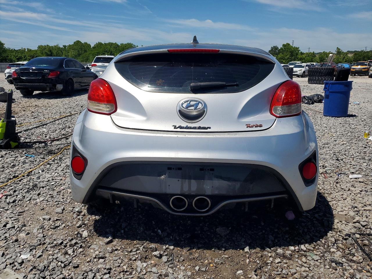 2013 HYUNDAI VELOSTER TURBO photo 11
