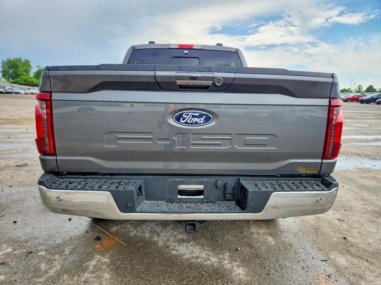 2024 FORD F150 XLT photo 11