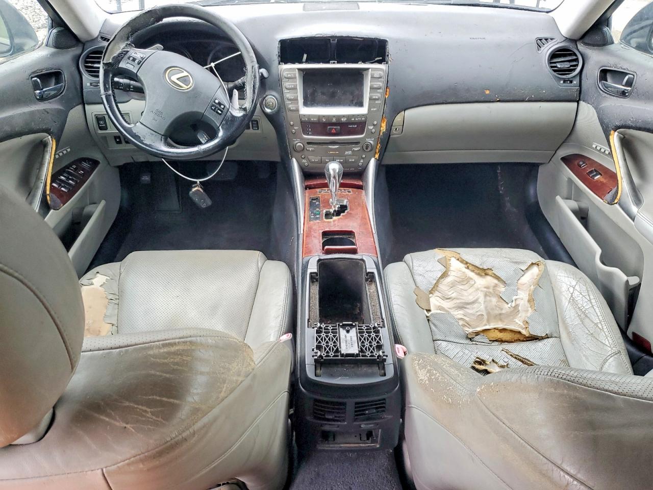 2007 LEXUS IS 350 photo 22
