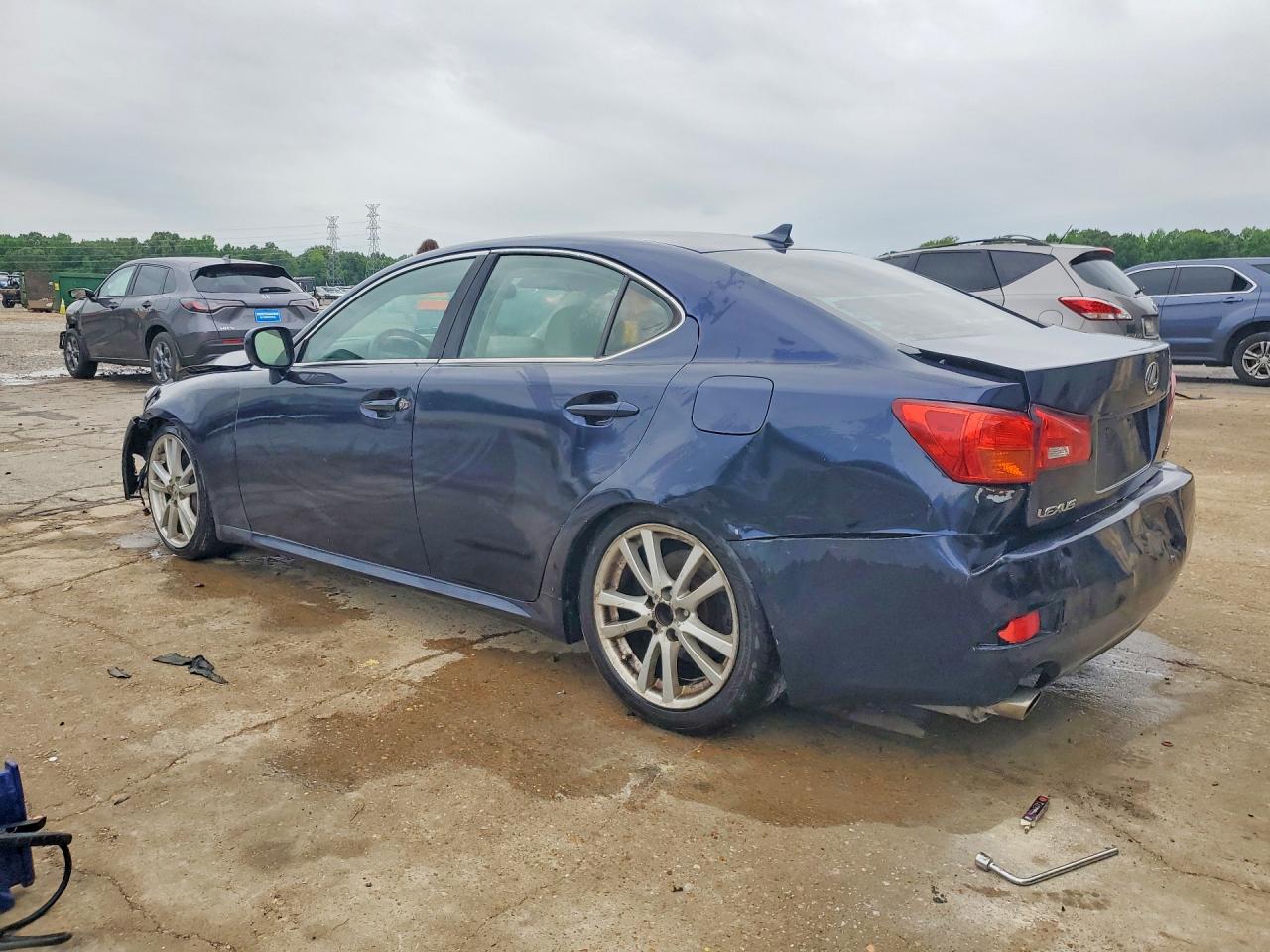 2007 LEXUS IS 350 photo 4