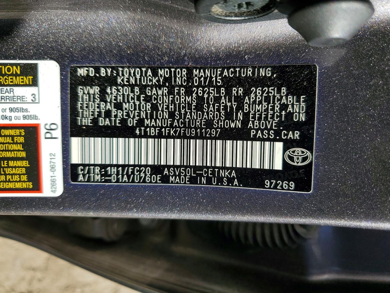 2015 TOYOTA CAMRY LE photo 12