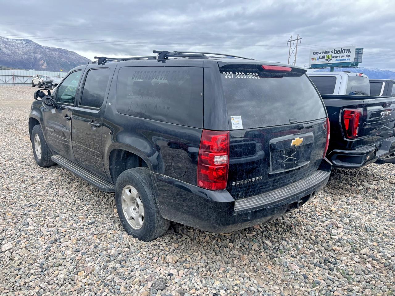 2013 CHEVROLET SUBURBAN K1500 LT photo 2