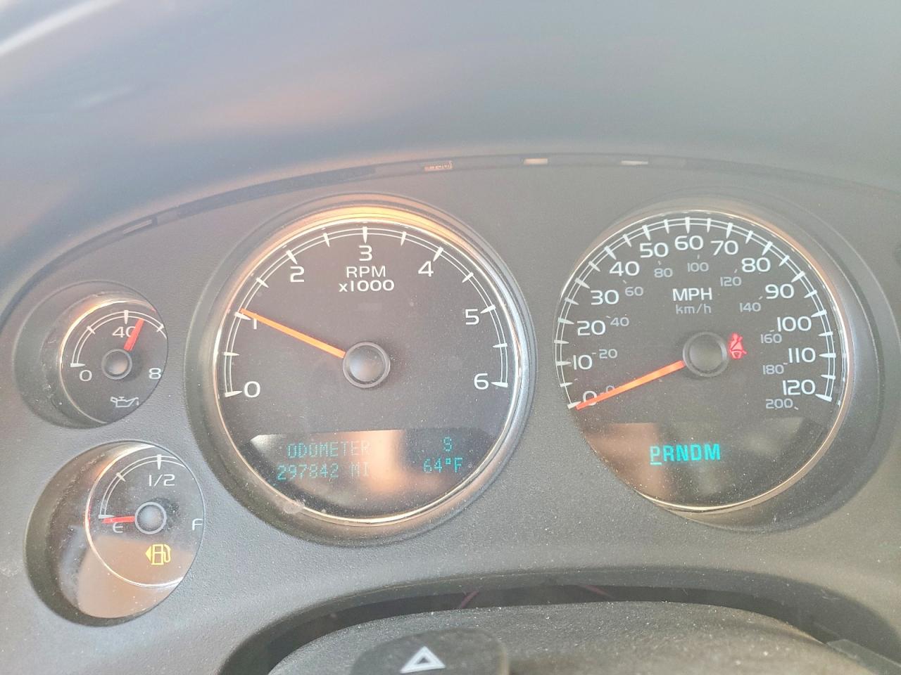 2013 CHEVROLET SUBURBAN K1500 LT photo 9