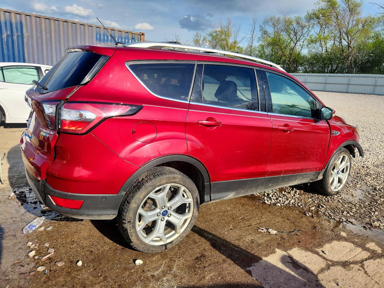 2017 FORD ESCAPE TITANIUM photo 5