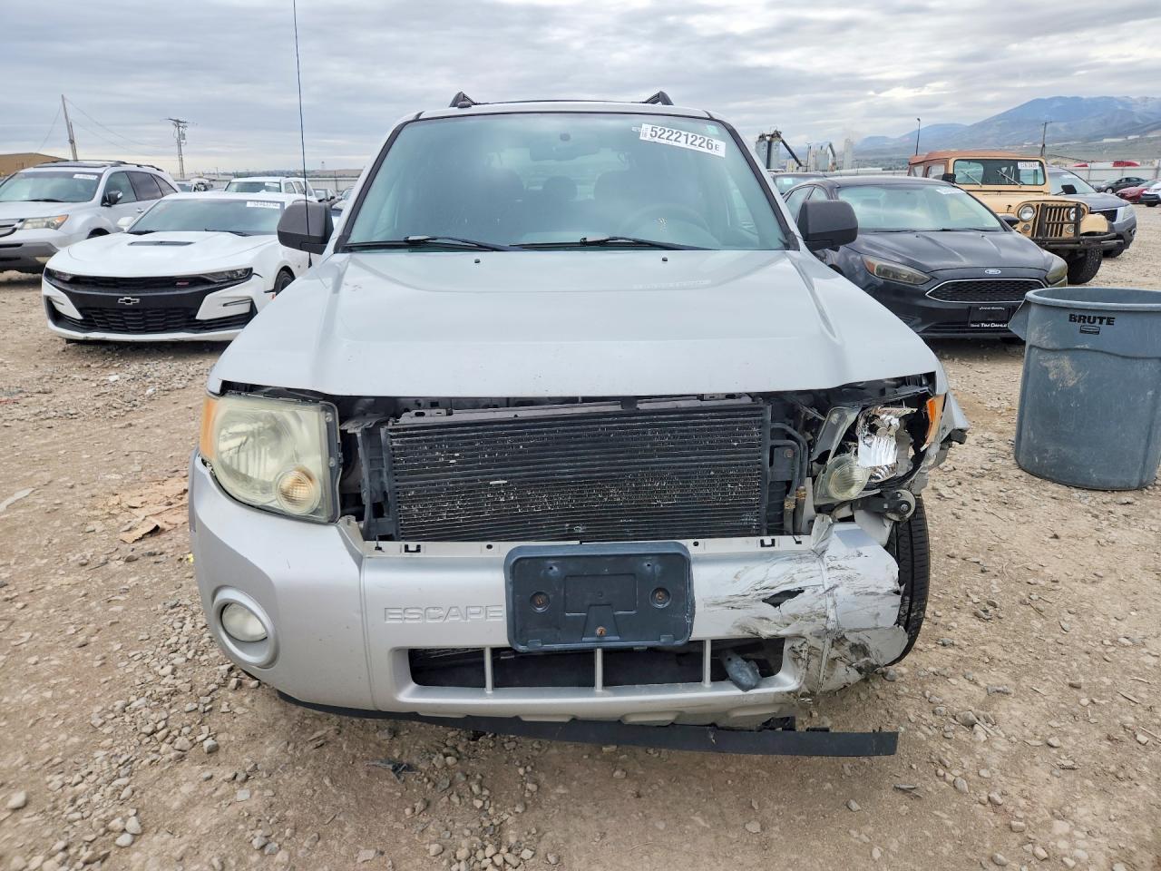 2008 FORD ESCAPE XLT photo 13