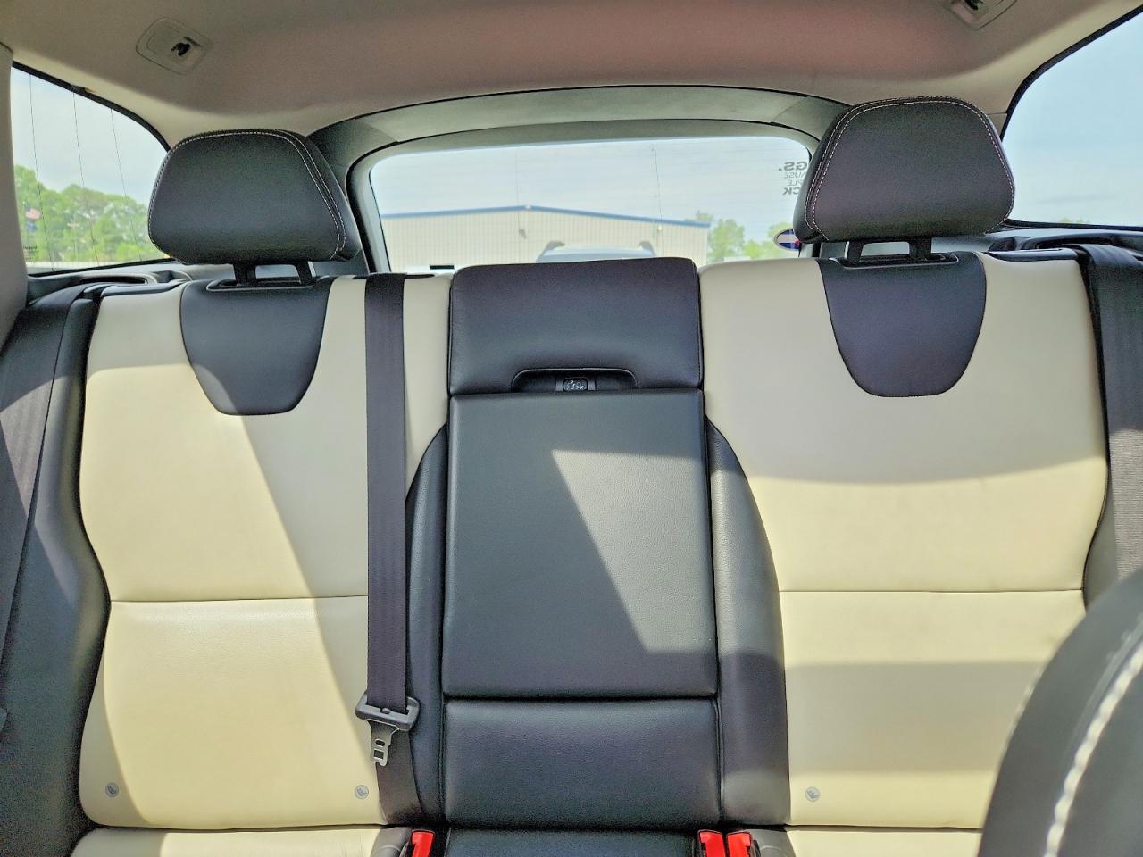 2017 VOLVO XC60 T5 DYNAMIC photo 10