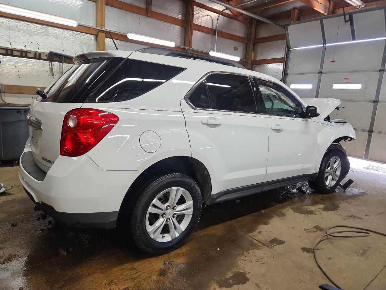 2015 CHEVROLET EQUINOX LT photo 3