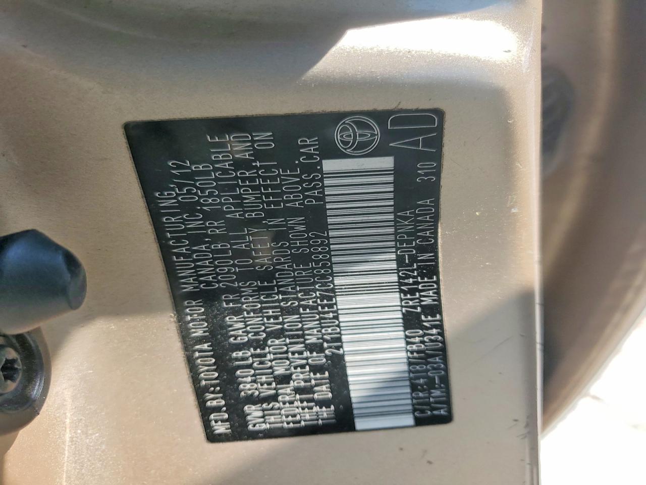 2012 TOYOTA COROLLA LE photo 23