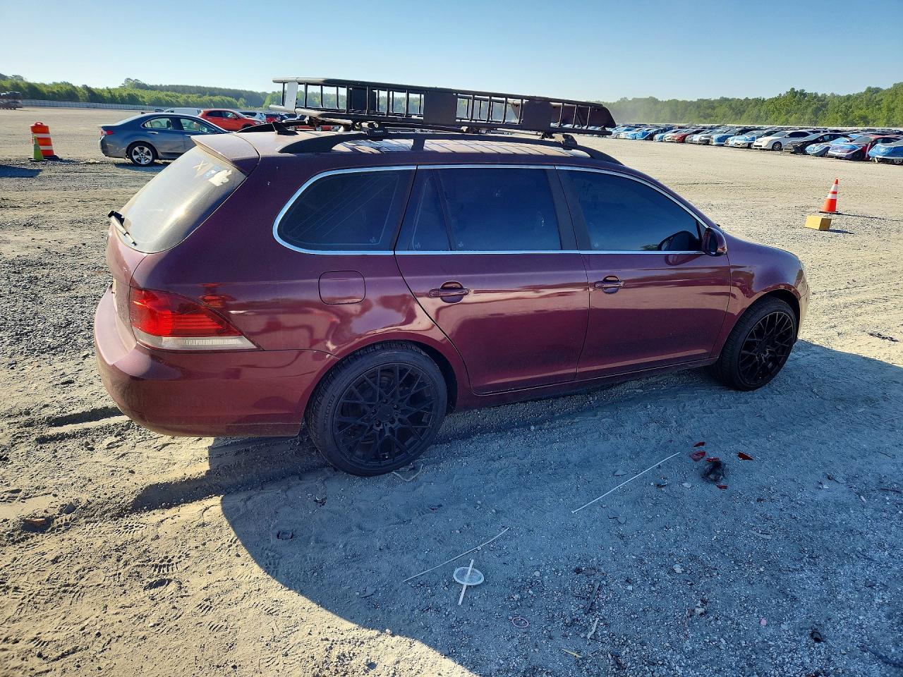 2014 VOLKSWAGEN JETTA TDI photo 3