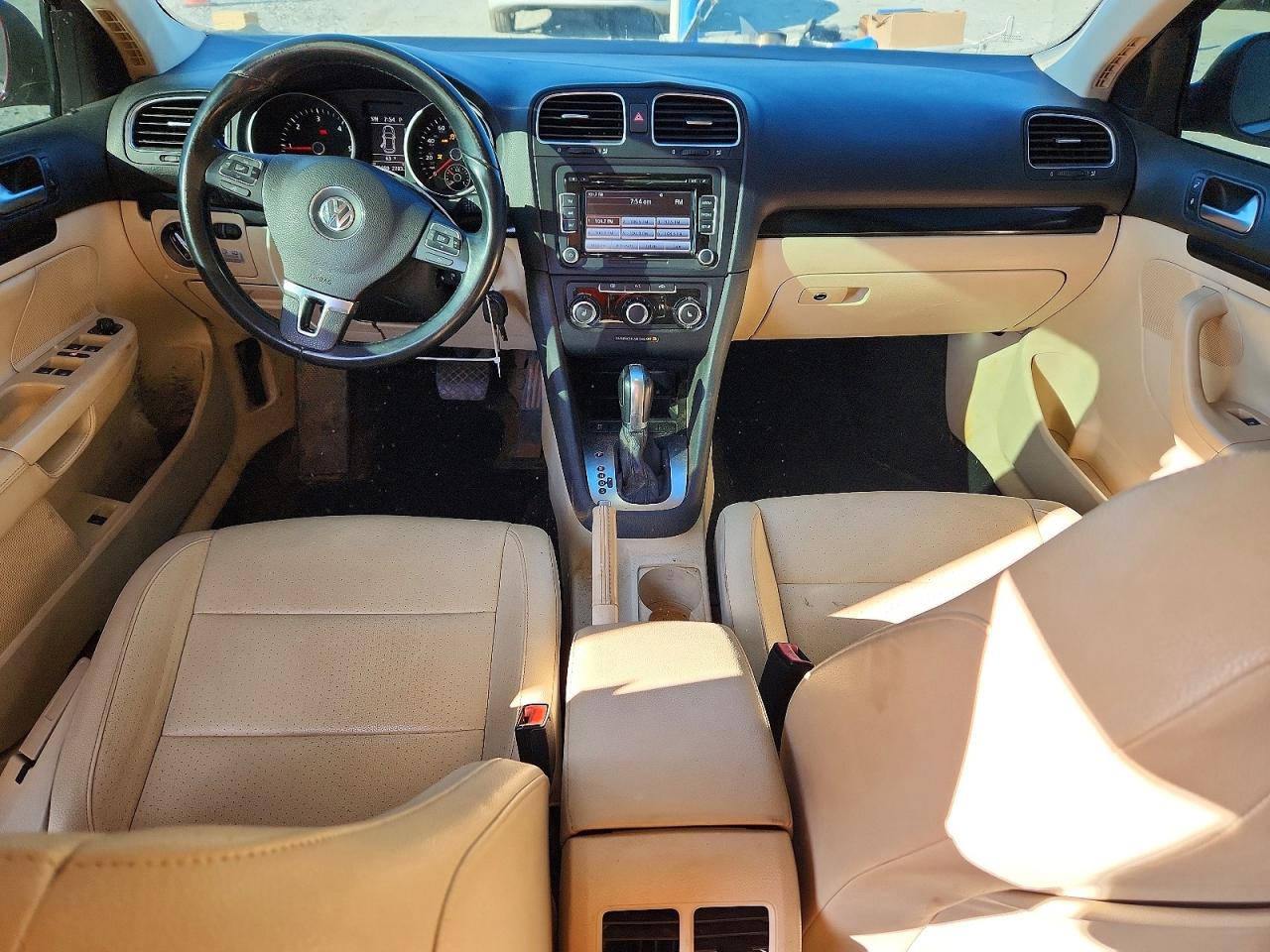 2014 VOLKSWAGEN JETTA TDI photo 8