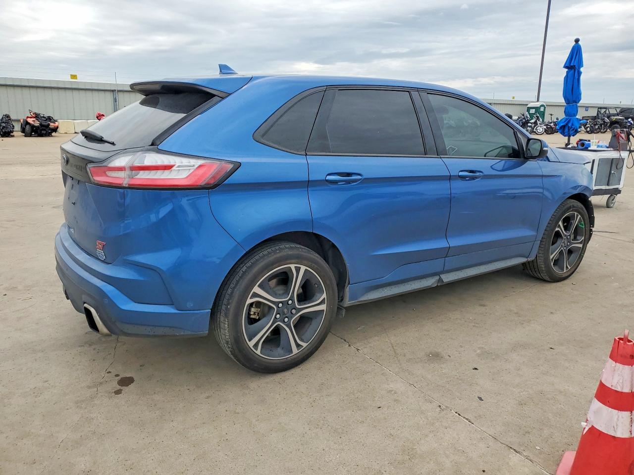 2019 FORD EDGE ST photo 5