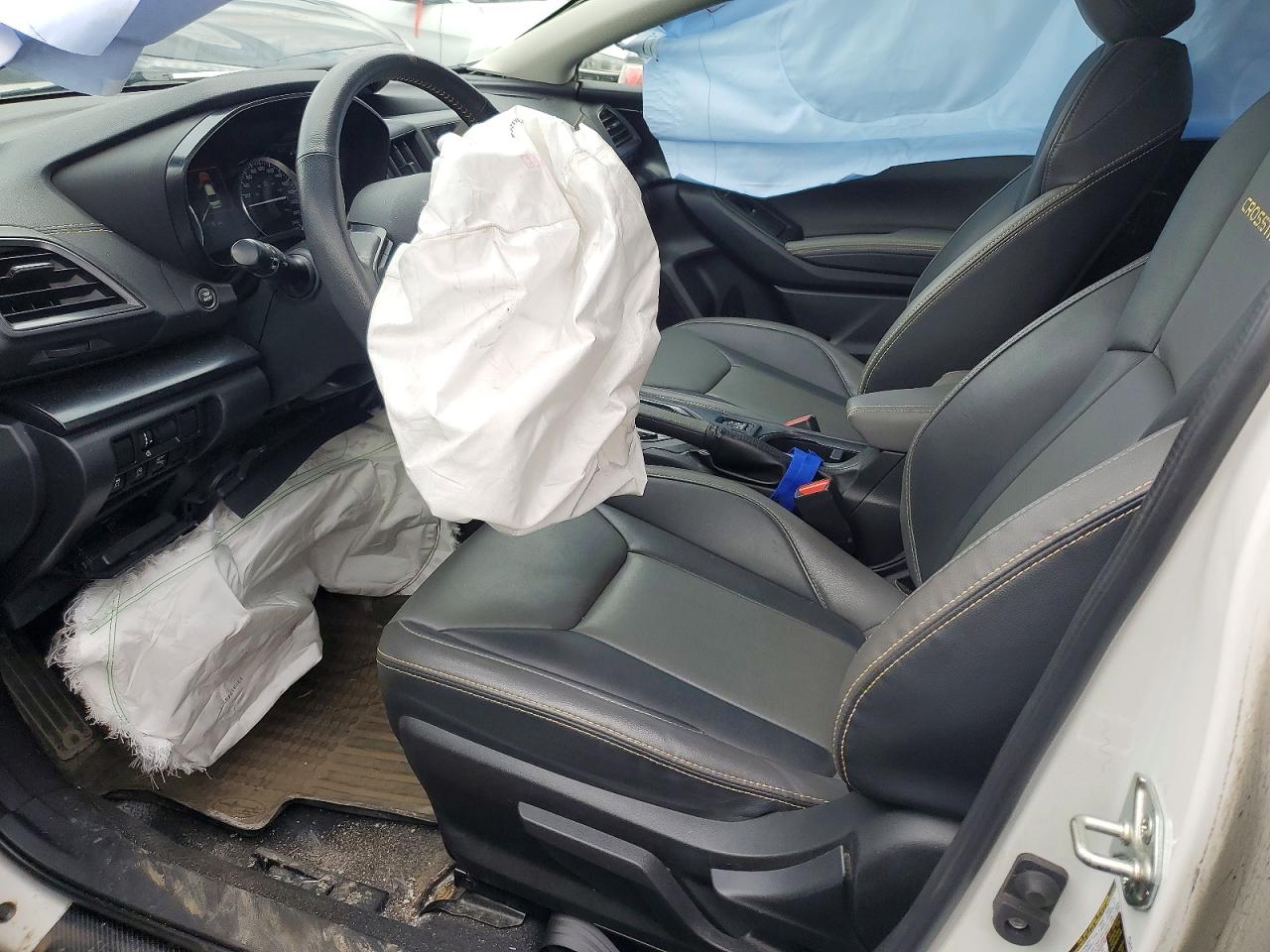 2021 SUBARU CROSSTREK photo 13