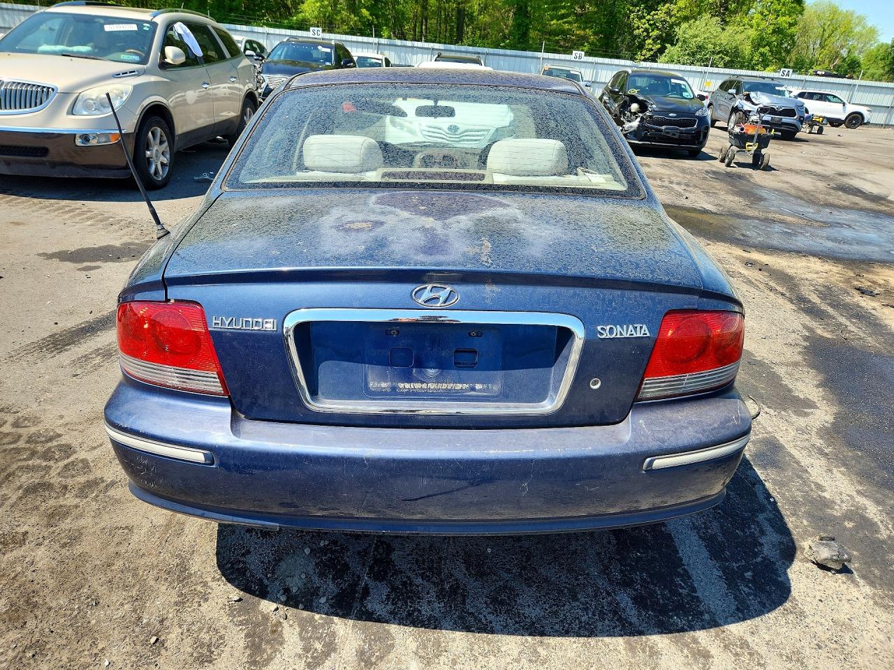 2004 HYUNDAI SONATA GLS photo 11