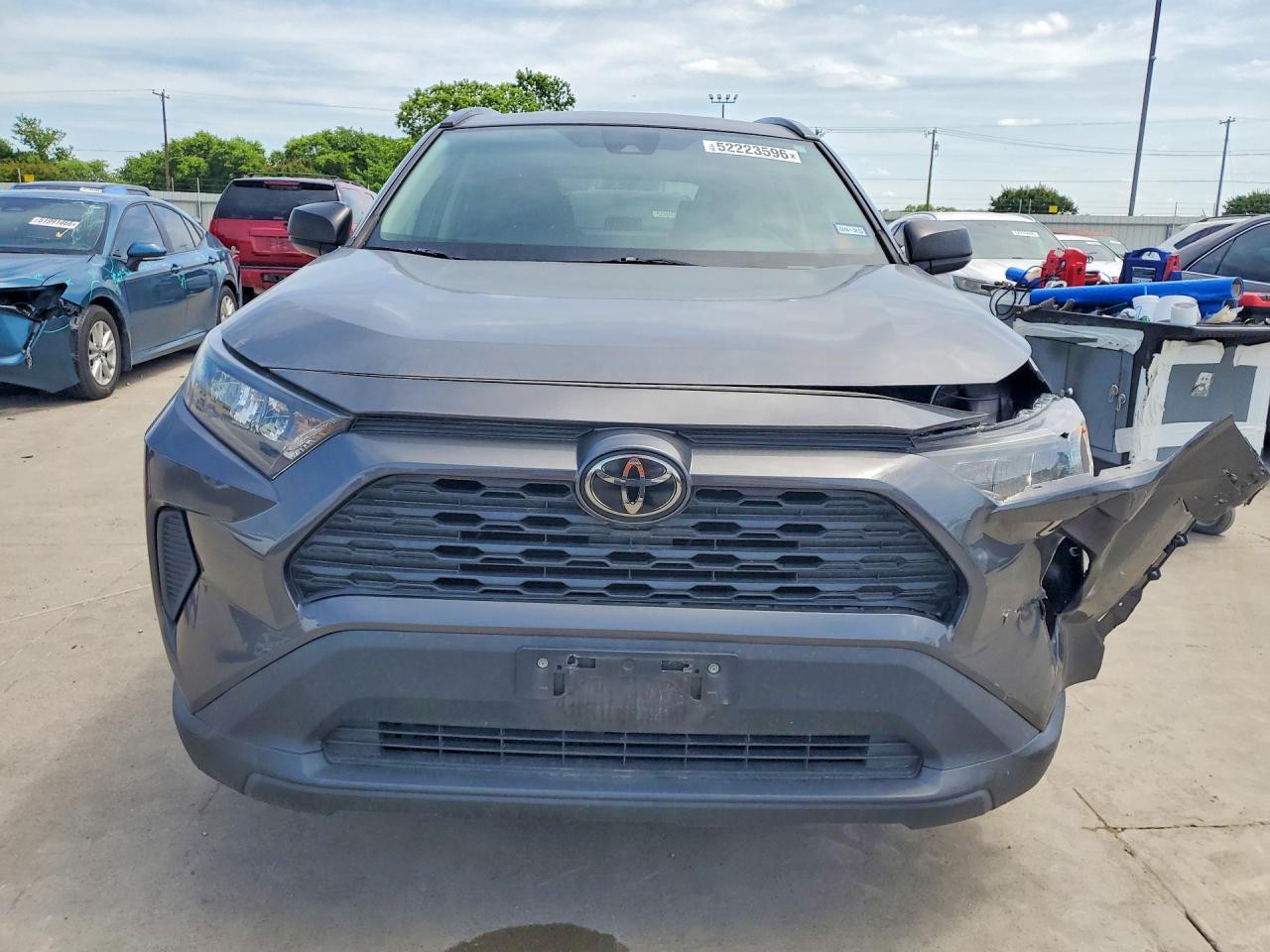 2021 TOYOTA RAV4 LE photo 9