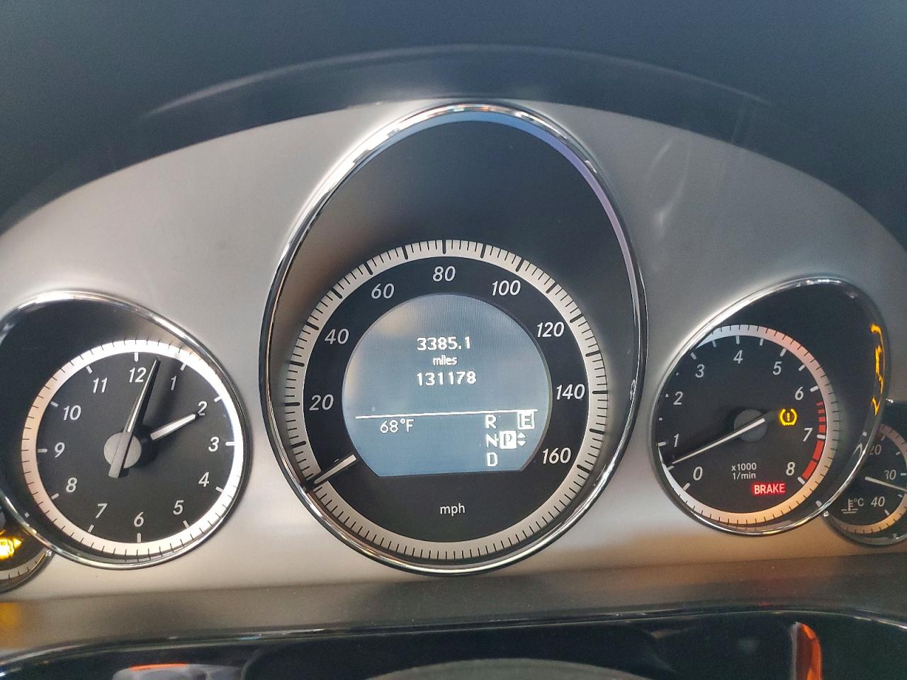 2011 MERCEDES-BENZ E 350 photo 17