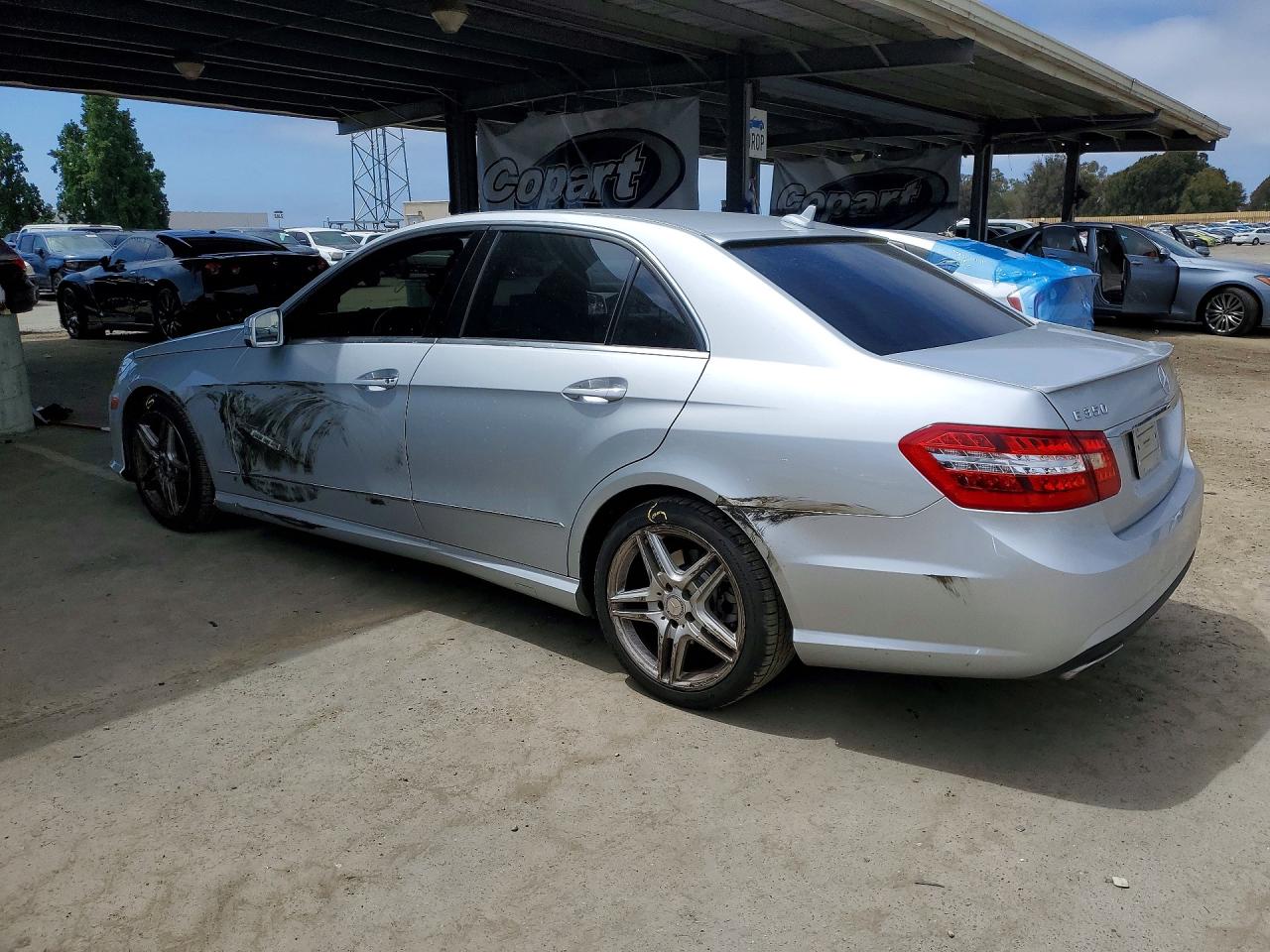 2011 MERCEDES-BENZ E 350 photo 3