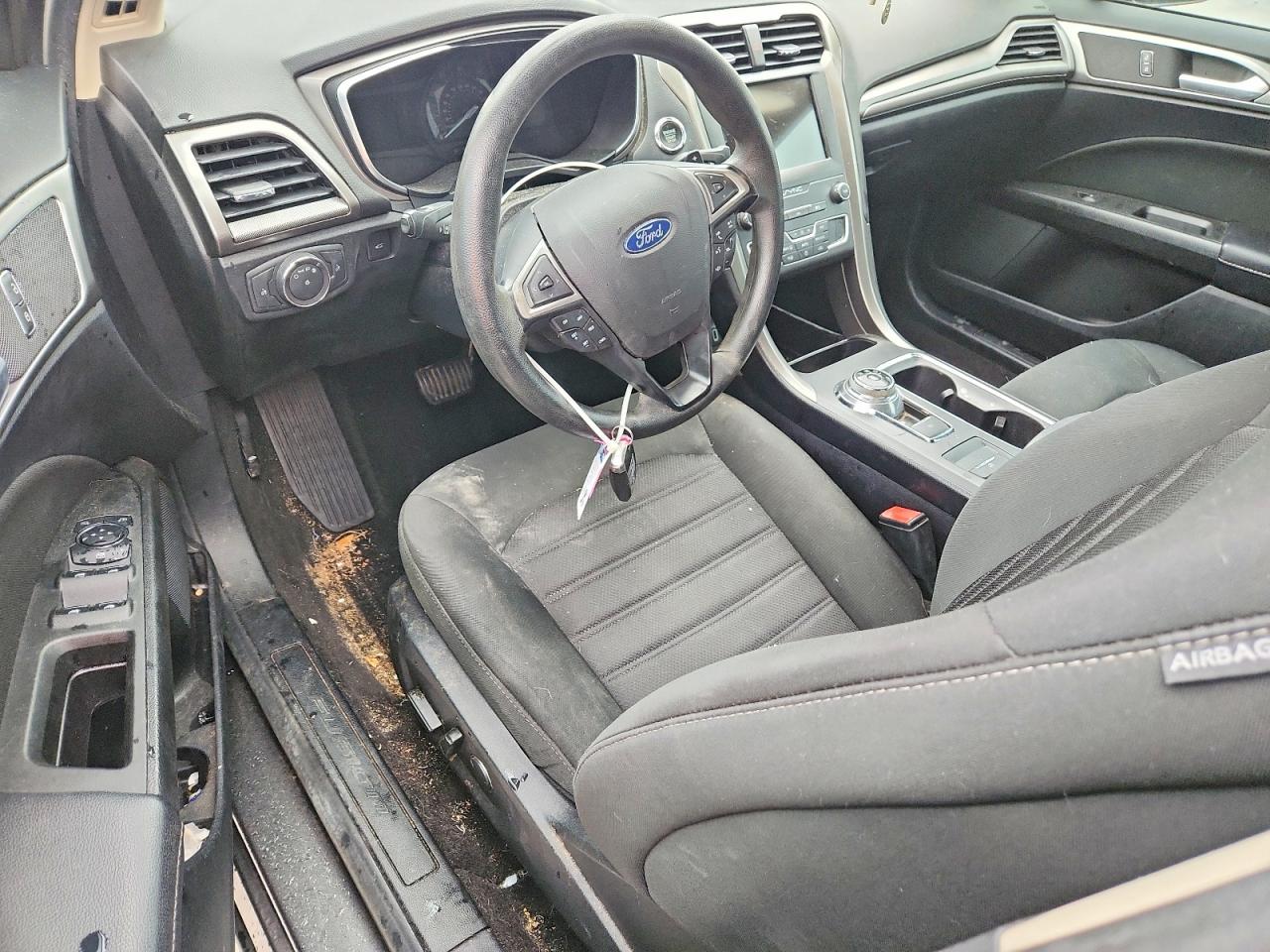 2019 FORD FUSION SE photo 22