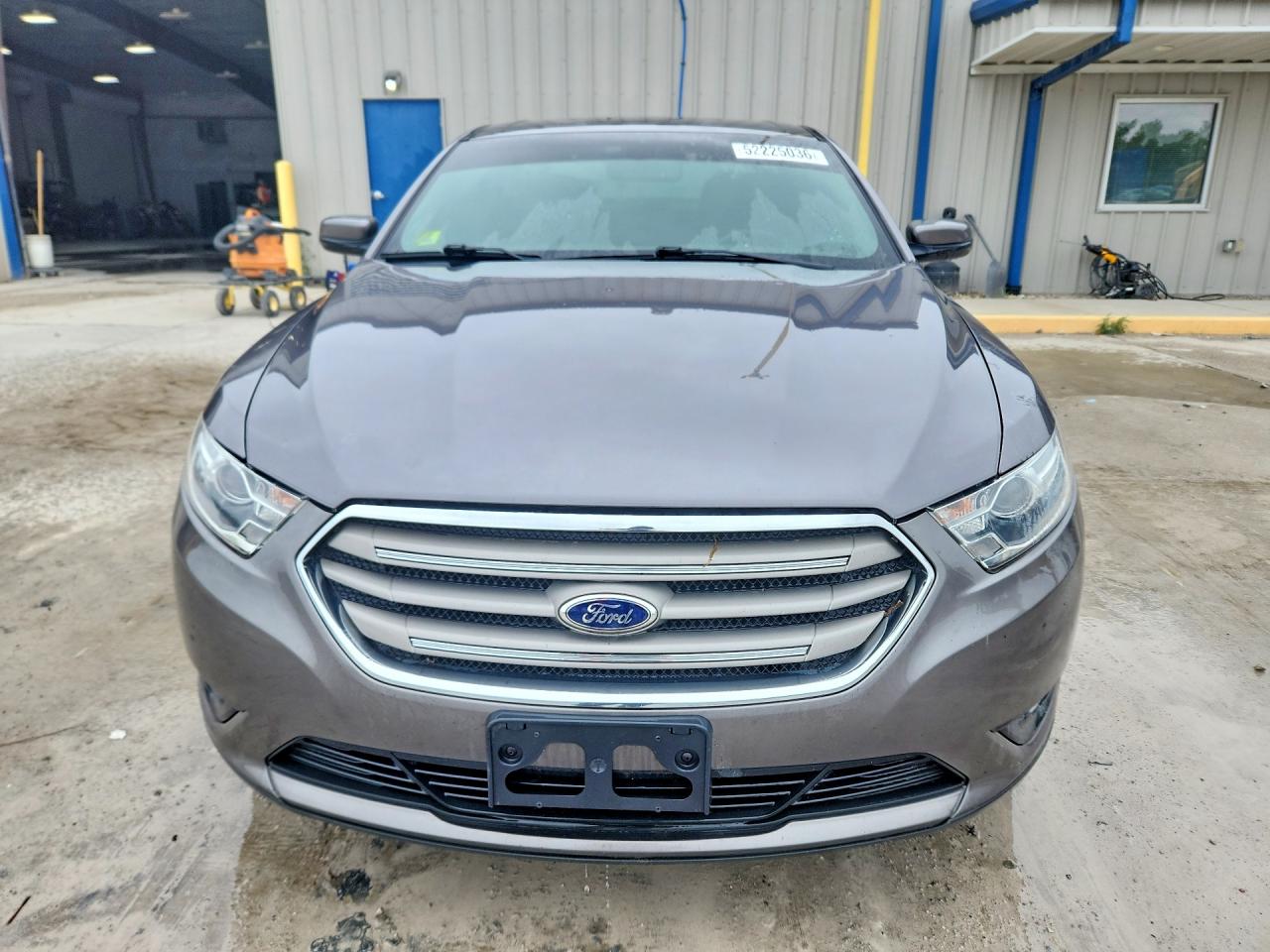 2014 FORD TAURUS SEL photo 13