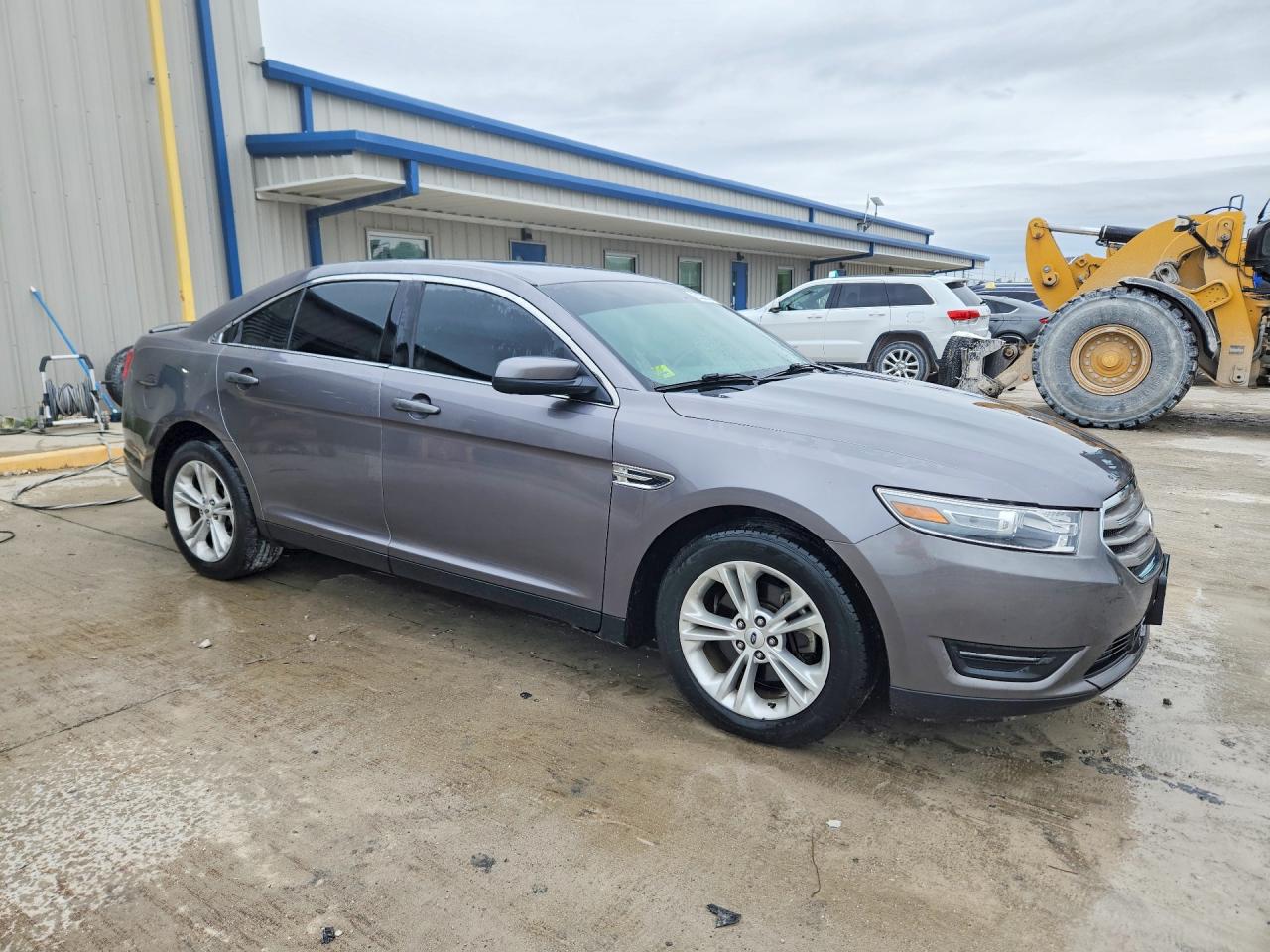 2014 FORD TAURUS SEL photo 10