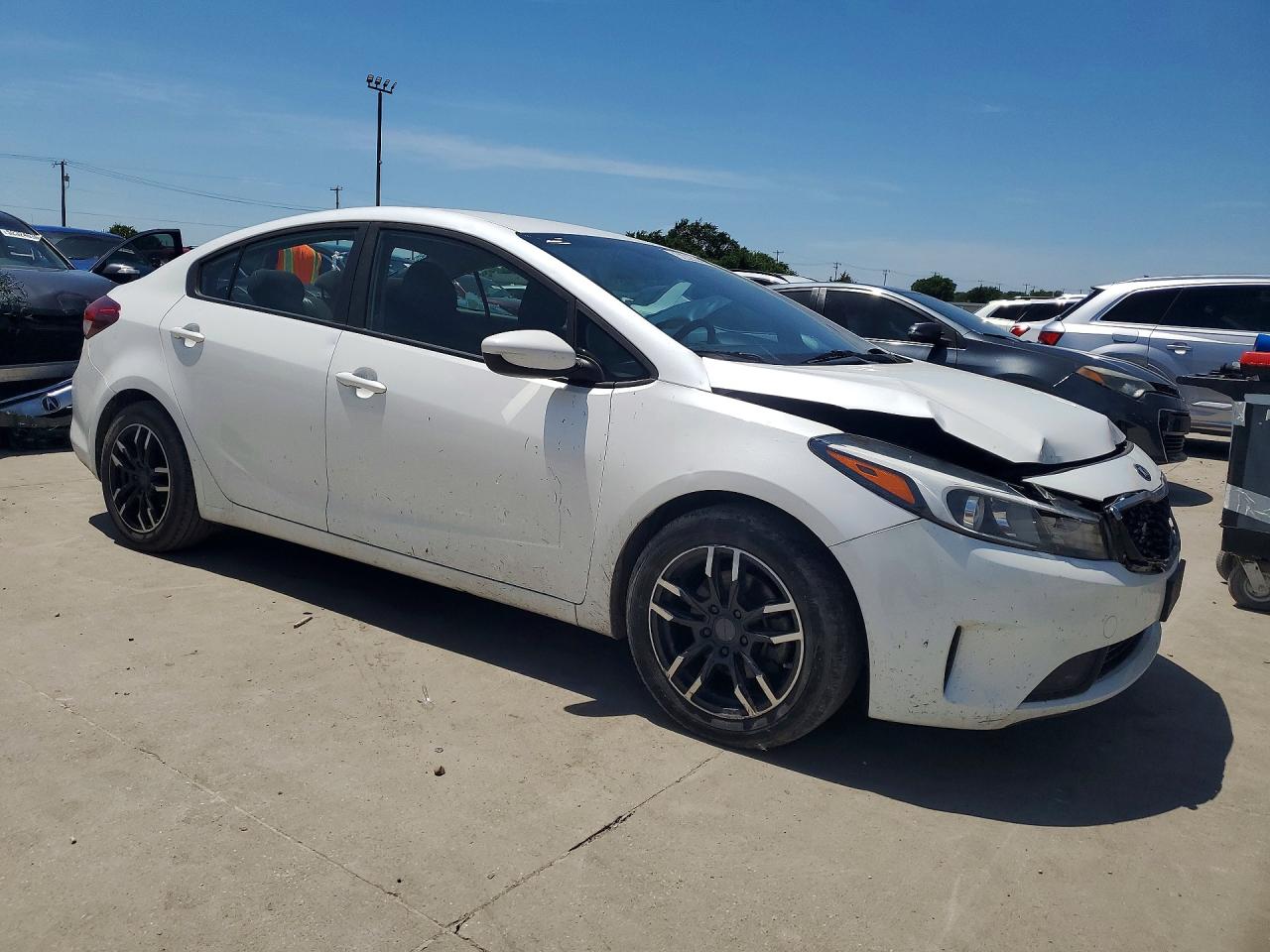 2018 KIA FORTE LX photo 4