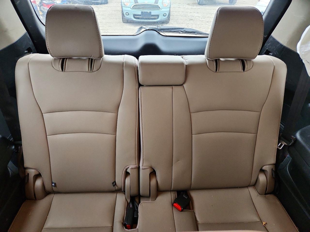 2016 HONDA PILOT TOURING photo 19