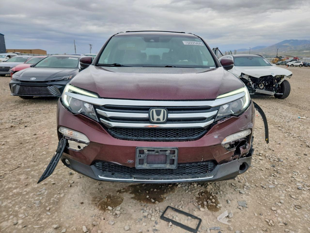 2016 HONDA PILOT TOURING photo 9