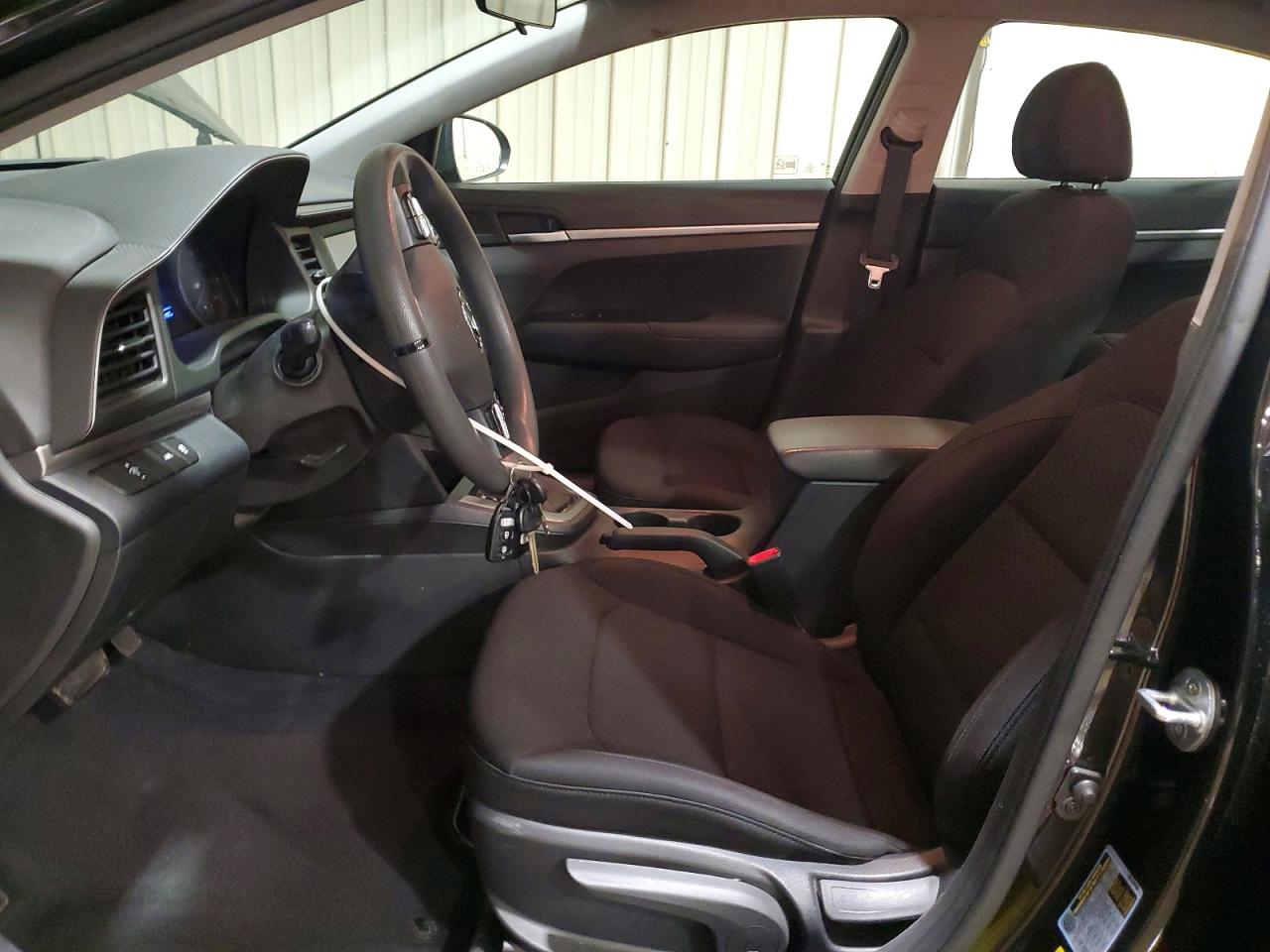 2020 HYUNDAI ELANTRA SE photo 19