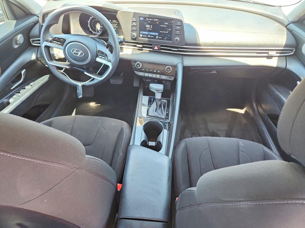 2021 HYUNDAI ELANTRA BLUE photo 8