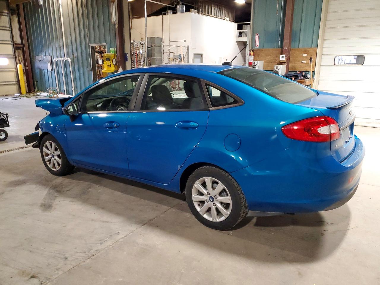 2012 FORD FIESTA SE photo 3