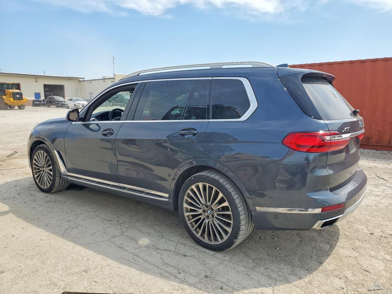 2019 BMW X7 XDRIVE50I photo 4